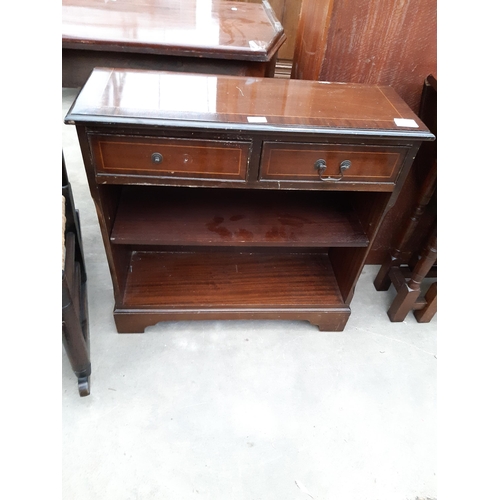 2622 - A MAHOGANY TWO TIER OPEN BOOKCASE WITH TWO FRIEZE DRAWERS, 30