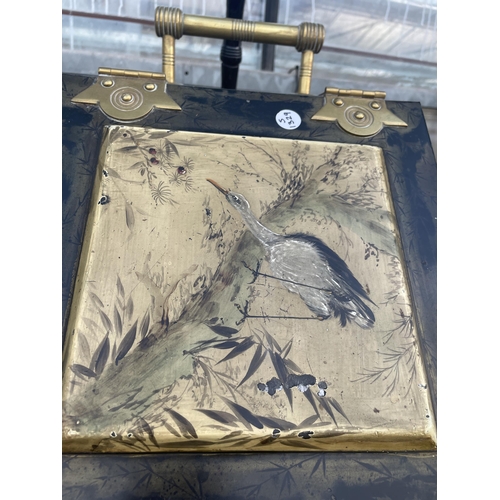 1542 - A PAINTED METAL COAL BOX COMPLETE WITH SCOOP