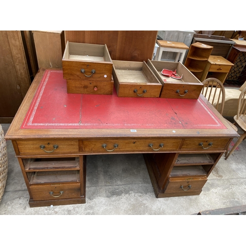 2762 - AN EDWARDIAN MAHOGANY TWIN PEDESTAL DESK WITH INSET LEATHER TOP, ENCLOSING NINE DRAWERS, 60