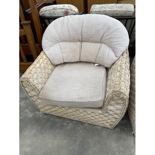 2763 - A WICKER AND RATTAN THREE PIECE SUITE