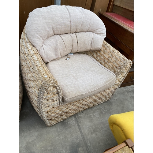 2763 - A WICKER AND RATTAN THREE PIECE SUITE