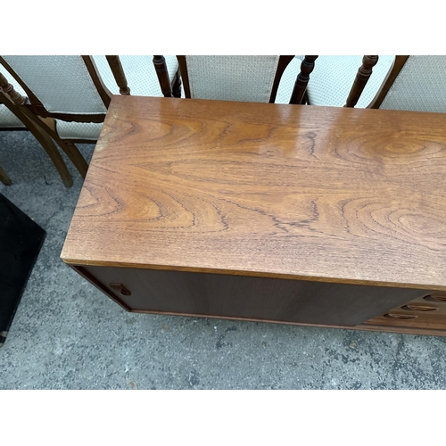 2806 - A RETRO TEAK CLAUSEN & SON (SILKBORG) SIDEBOARD WITH TWO SLIDING DOORS AND FOUR DRAWERS, 82