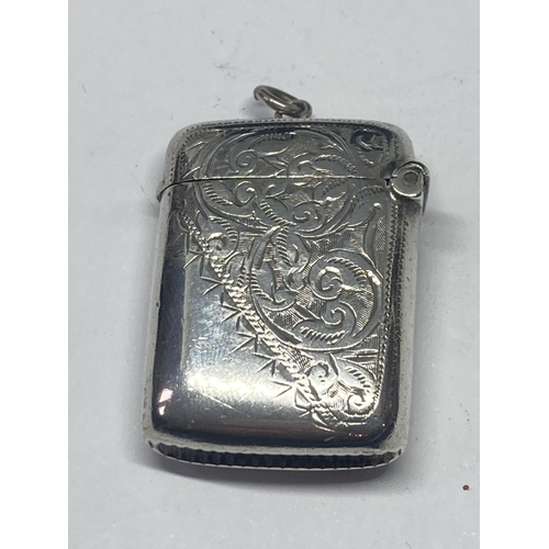 615 - A HALLMARKED (INDISTINCT) SILVER VESTA CASE