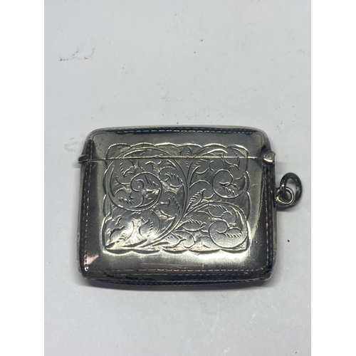 616 - A LARGE HALLAMRKED BIRMINGHAM SILVER VESTA CASE