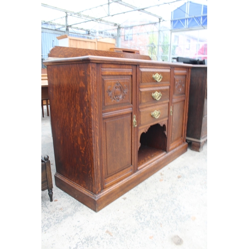 2813 - A LATE VICTORIAN OAK SIDEBOARD WITH RAISED BACK, 54