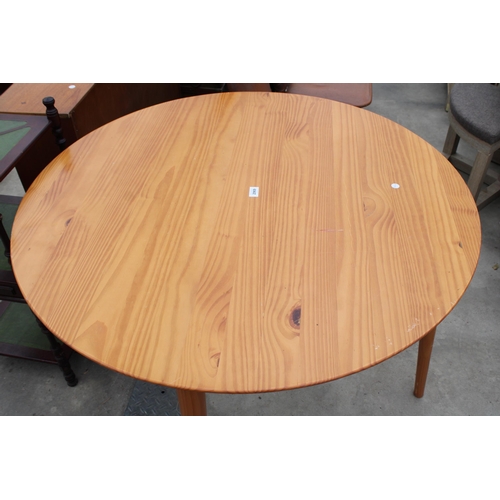 2969 - A PINE KITCHEN TABLE, 42