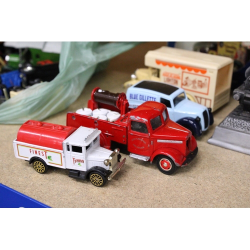 390 - A COLLECTION OF DIE-CAST VINTAGE STYLE VANS AND CARS, LLEDO, MATCHBOX, CORGI, ETC