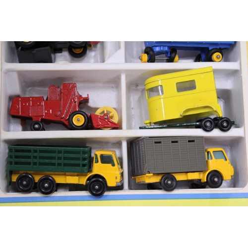 596 - A VINTAGE MATCHBOX G-3 FARM SET - BOXED