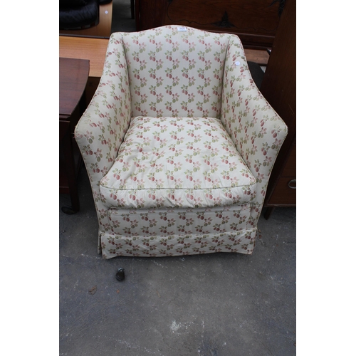 2820 - AN UPHOLSTERED BEDROOM CHAIR WITH FLORAL DECORATION