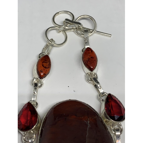 693 - A MARKED SILVER BRACELET WITH JASPER STONES IN A PRESENTATION BOX