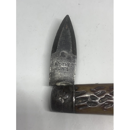 729 - A VINTAGE POCKET KNIFE