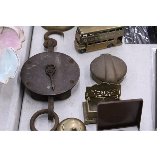 231 - A QUANTITY OF BRASSWARE, ETC TO INCLUDE A POLISH BRONZE MEDAL, AN OIL LAMP, BELL, BUS, TANKARD, WEIG... 