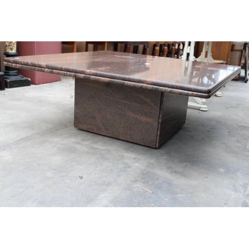 3050 - A MARBLE COFFEE TABLE ON CASTORS, 40