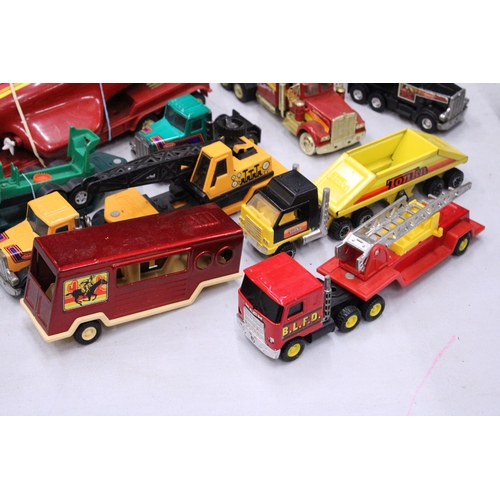 369 - SEVEN TIN PLATE TONKA AND BUDDY L AMERICAN TRUCKS