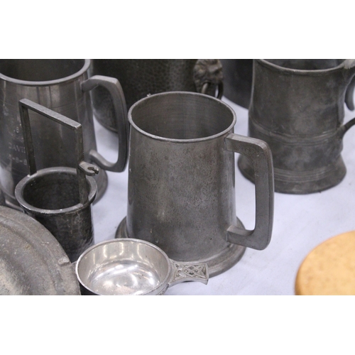 142 - A QUANTITY OF PEWTER TO INCLUDE A HAMMERED BISCUIT BARREL, TANKARDS, TEAPOTS, ETC.,