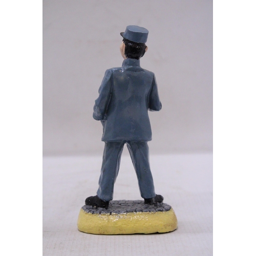 161 - A GUINNESS ZOO KEEPER FIGURE, HEIGHT 18CM