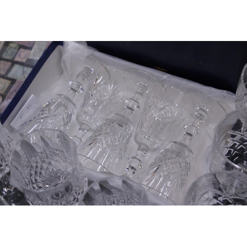 272 - A QUANTITY OF GLASSWARE TO INCLUDE CRYSTAL WINE GLASSES, SHERRY, TUMBLERS, ETC