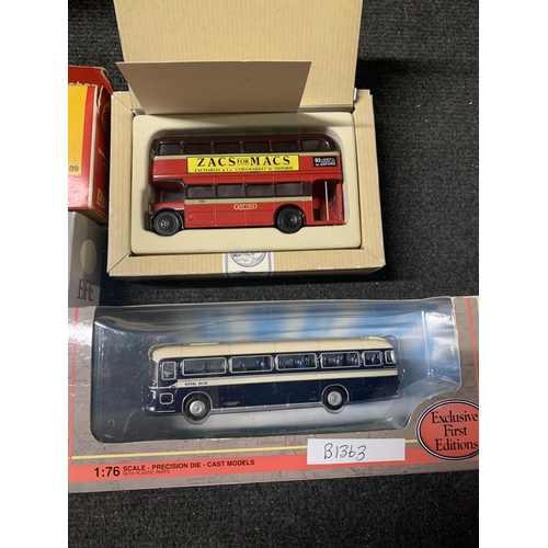 551 - FIVE MODELS OF BUSES TO INCLUDE CORGI AEC, DINKY ROUTEMASTER, GILBOW ROYAL BLUE, ETC - AS NEW IN BOX... 