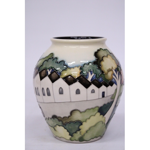 860 - A MOORCROFT 5 INCH LEGACY VASE BY KERRY GOODWIN - LIMITED EDITION 15/25