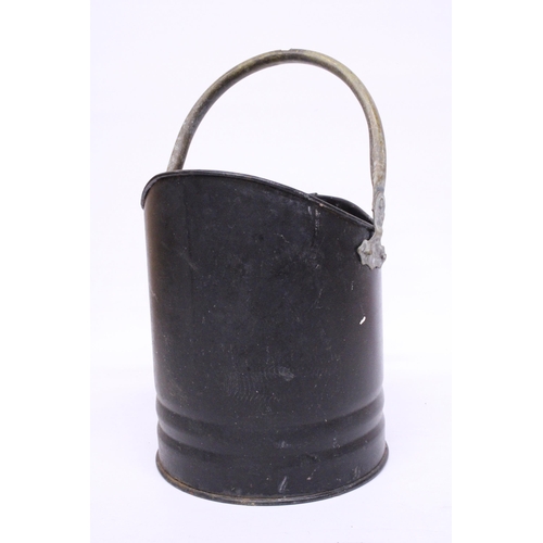 971 - A VINTAGE BLACK COAL BUCKET WITH BRASS HANDLES