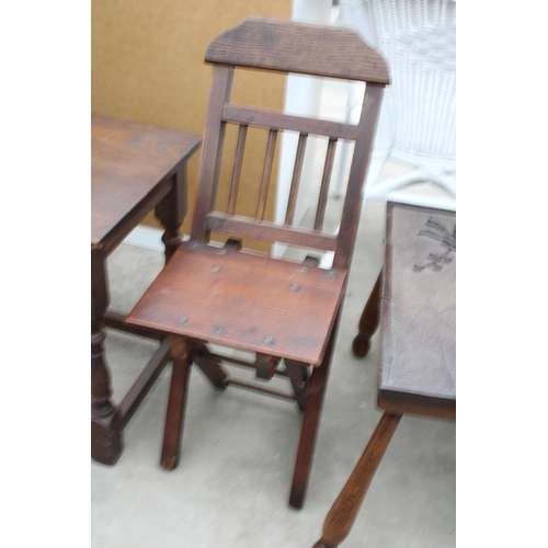 2984 - A FOLDING CHILDS CHAIR, OAK OCCASIONAL TABLE AND A SMALL OAK TABLE WITH CARVED FOLIATE TOP ON TURNED... 