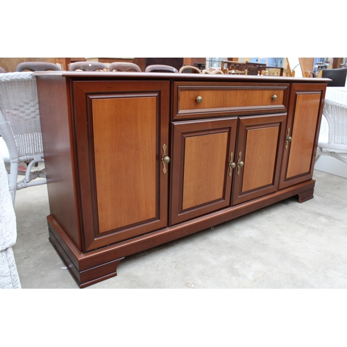 3024 - A MORRIS FURNITURE COMPANY SIDEBOARD 62