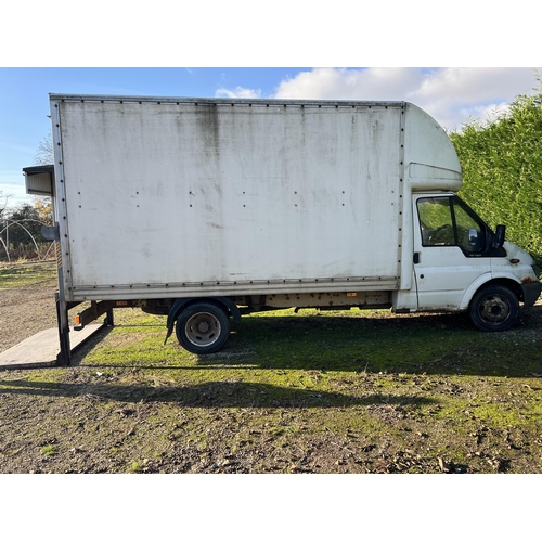 259 - FORD TRANSIT LUTON VAN ND55 0RK MOT JAN TAIL LIFT, DRIVES +VAT