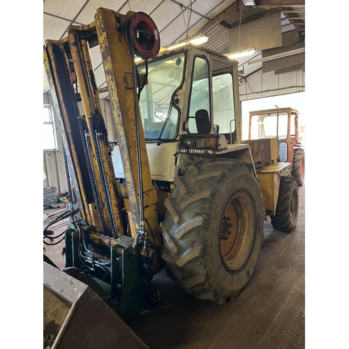 260 - COVENTRY CLIMAX ROUGH TERRAIN FORKLIFT. BUCKET FORKS & DOORS BDG 829Y +VAT