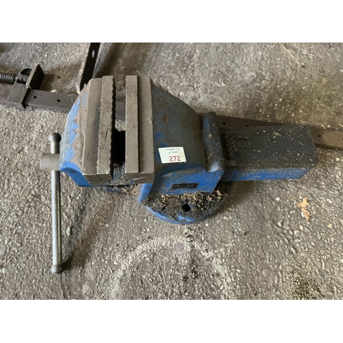 272 - VICE/CLAMP/CHAIN/TOWBAR + VAT