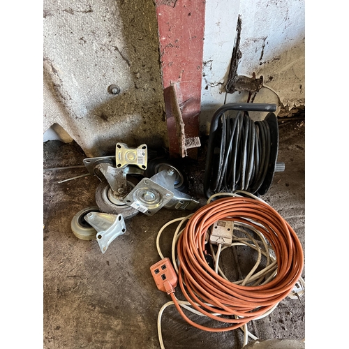 287 - EXTENSION CABLE, LIGHTS, TROLLEY WHEELS ETC  + VAT