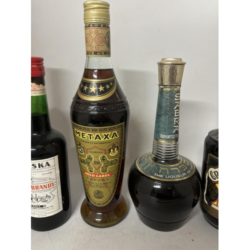 425 - FIVE VARIOUS BOTTLES TO INCLUDE A WALDERS CREAMY LIQUER, A CHERRY BRANDY, METAXA, SABRA AND BOLS CRE... 