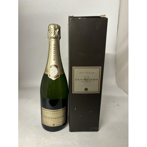 338 - A BOXED BOTTLE OF LOUIS ROEDERER CHAMPAGNE