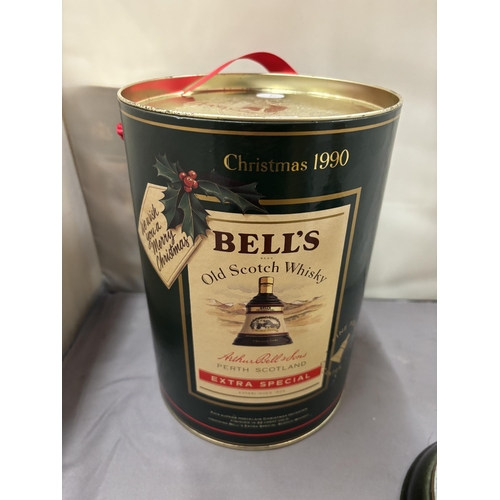 351 - A BOXED AND SEALED BELL'S OLD SCOTCH WHISKY EXTRA SPECIAL CHRISTMAS 1990 IN A WADE PORCELAIN CHRISTM... 