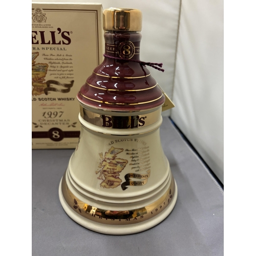 361 - A BOXED AND SEALED BELL'S EXTRA SPECIAL OLD SCOTCH WHISKY IN A 1997 CHRISTMAS DECANTER