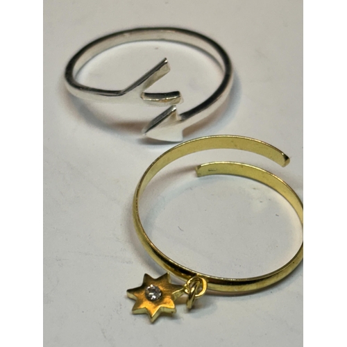 644 - FOUR MARKED SILVER RINGS TO INCLUDE A GOLD PLATED