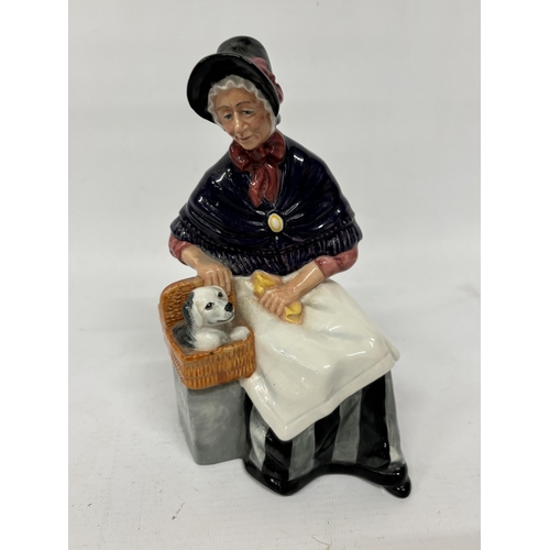 806 - A ROYAL DOULTON FIGURINE 