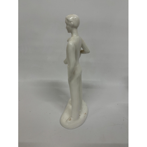 853 - A ROYAL DOULTON FIGURE FROM THE CLASSIC IMAGES COLLECTION 