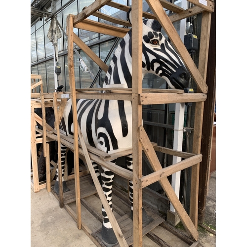 1501 - A LARGE FIBRE GLASS ZEBRA GARDEN FEATURE (H:184CM L:178CM)