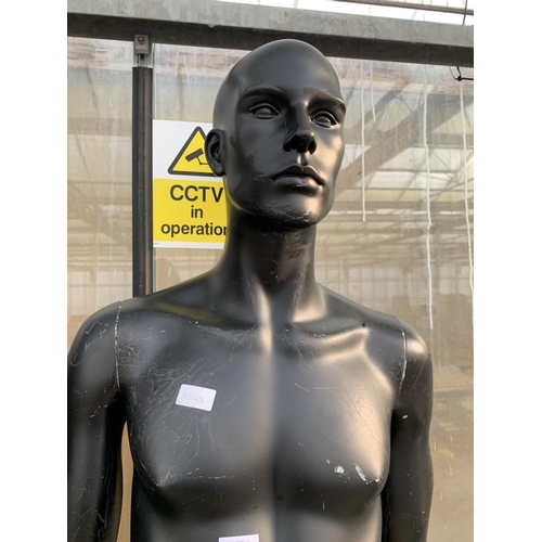 1522 - AN ADULT MALE SHOP MANNEQUIN