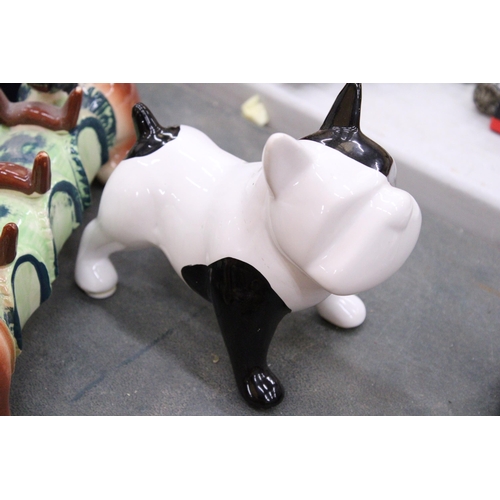 220 - THREE CERAMIC ANIMAL FIGURES TO INCLUDE A RETRO CAT, SAUSAGE DOG AND BULLDOG