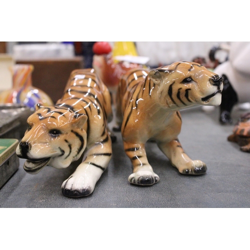 222 - A PAIR OF CERAMIC TIGER FIGURES FROM WEST GERMANY