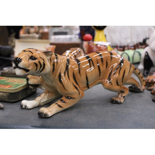 222 - A PAIR OF CERAMIC TIGER FIGURES FROM WEST GERMANY