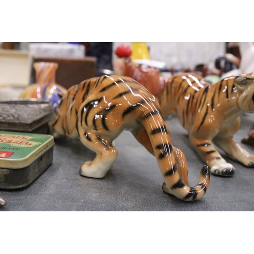 222 - A PAIR OF CERAMIC TIGER FIGURES FROM WEST GERMANY