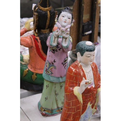 266 - A QUANTITY OF ORIENTAL CERAMICS TO INCLUDE TWO LARGE FIGURES, A BUDDAH AND TWO GINGER JARS