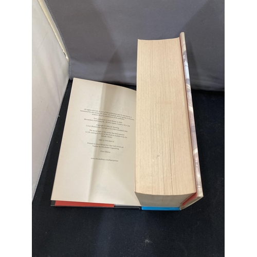 29 - A FIRST EDITION HARRY POTTER AND THE GOBLET OF FIRE HARDBACK BOOK WITH DUST COVER IN GOOD CONDITION