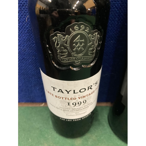 368 - A 75CL BOTTLE OF TAYLOR'S SELECT RESERVE PORT TOGETHER WITH A 37.5CL BOTTLE OF TAYLOR'S LATE BOTTLED... 