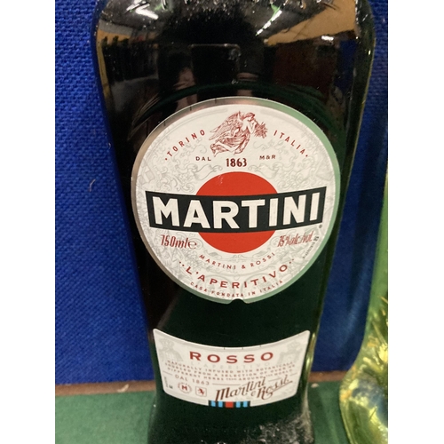 369 - A 1L BOTTLE OF MARTINI BIANCO TOGETHER WITH A 750ML BOTTLE OF MARTINI ROSSO