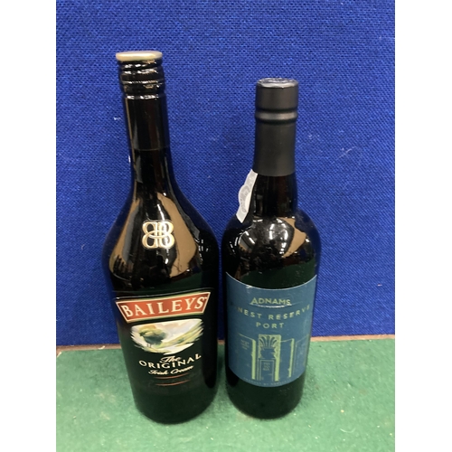 371 - A 1L BOTTLE OF BAILEYS IRISH CREAM TOGETHER WITH A 75CL BOTTLE OF ADNAMS FINEST RESERVE PORT