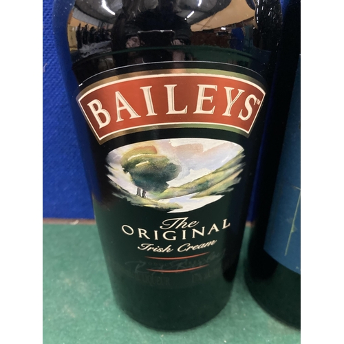 371 - A 1L BOTTLE OF BAILEYS IRISH CREAM TOGETHER WITH A 75CL BOTTLE OF ADNAMS FINEST RESERVE PORT