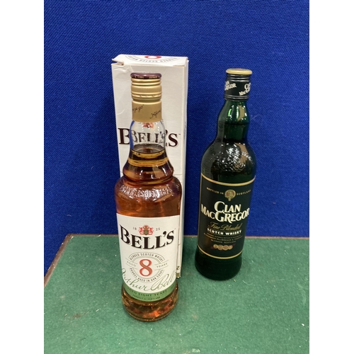 373 - TWO 70CL BOTTLES OF WHISKY TO INCLUDE BELL'S BLENDED 8 YEARS (BOXED) AND A BOTTLE OF CLAN MACGREGOR ... 